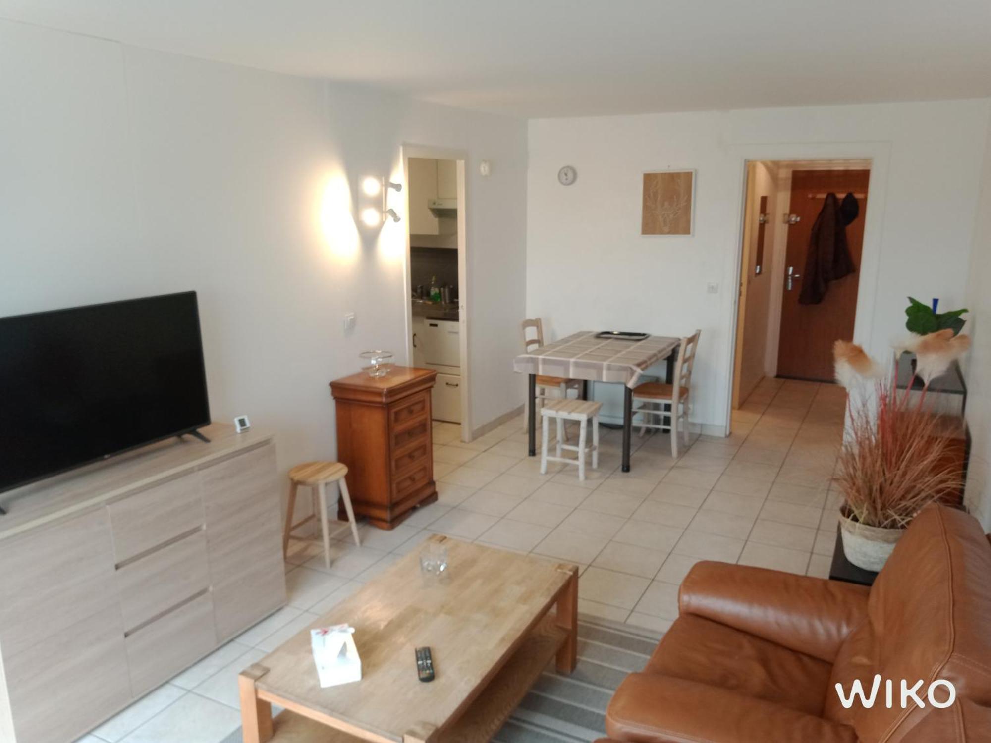 Appartement, Grand Pavois, 28 Rue Anatole France, Lumineux, Plein Centre, A Pied, Parking Prive, Ascenseur, Arrivee Autonome, Appartement