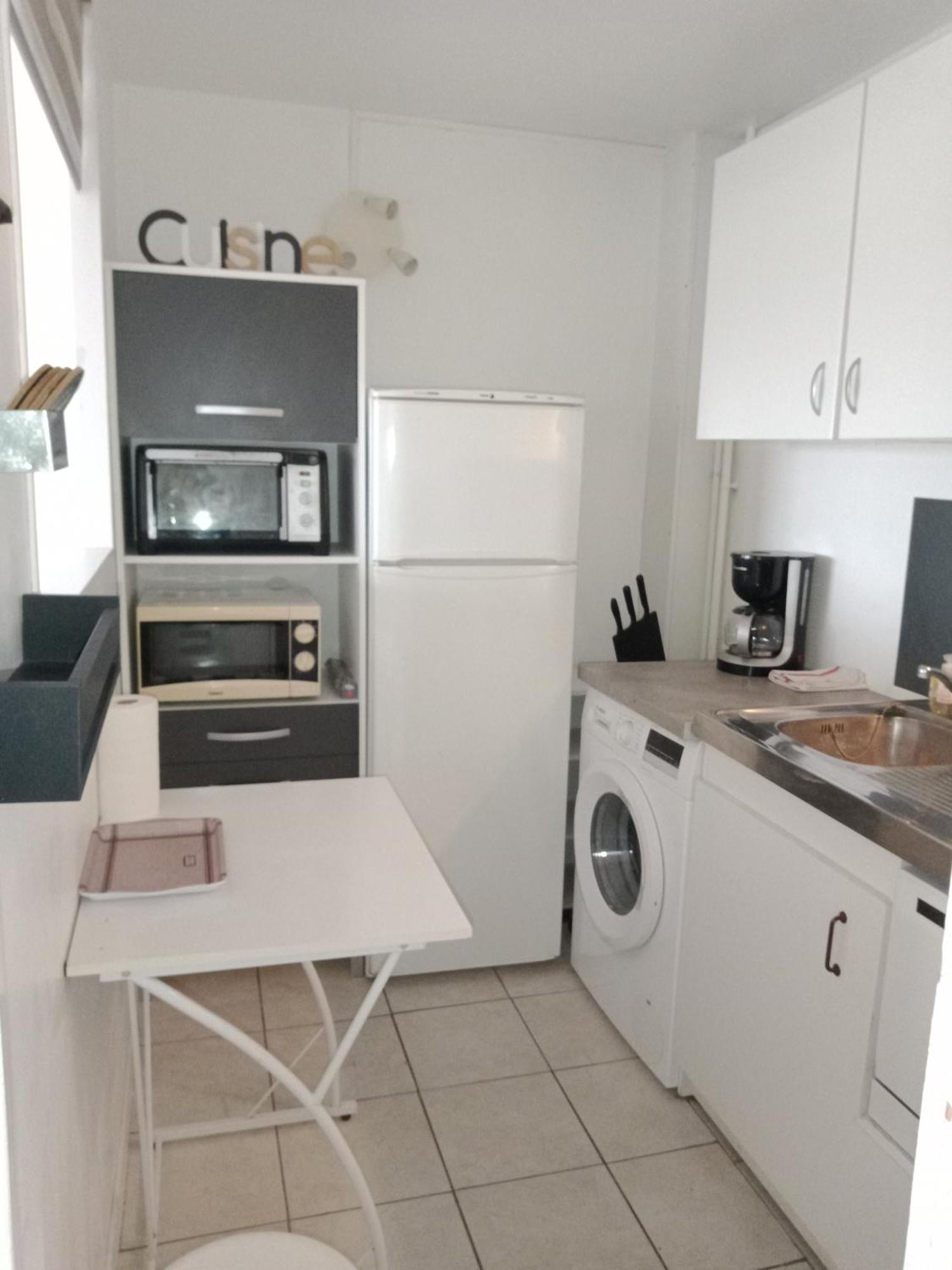 Appartement, Grand Pavois, 28 Rue Anatole France, Lumineux, Plein Centre, A Pied, Parking Prive, Ascenseur, Arrivee Autonome,